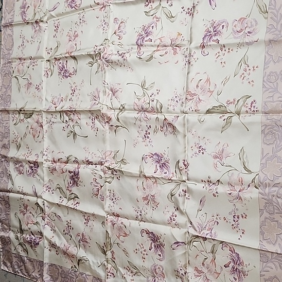 Aquantucum of London Silk Scarf - Picture 10 of 10